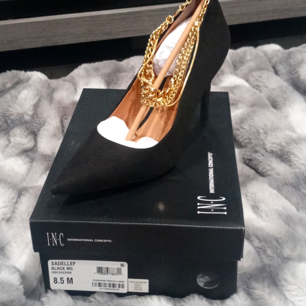 INC heels